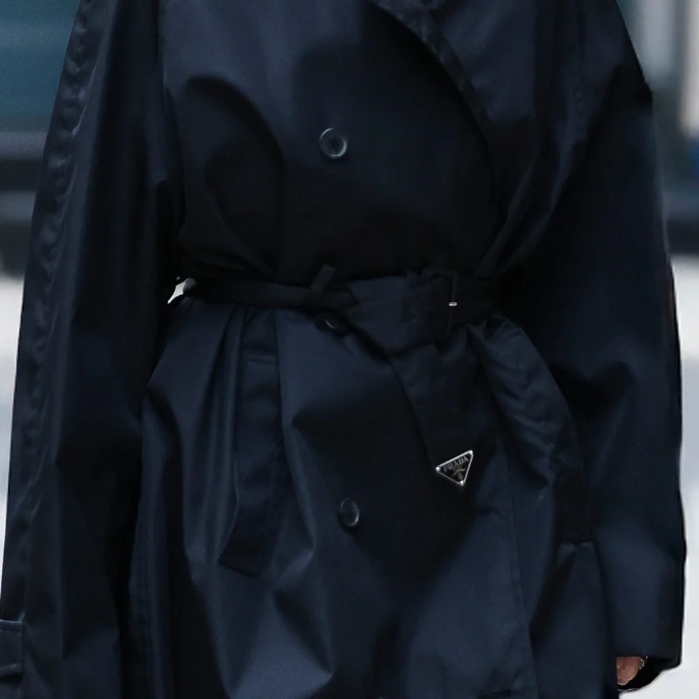 Prada Black Re Nylon long Trench Coat with triangle logo belt size 40 $4000 - Picture 4 of 13